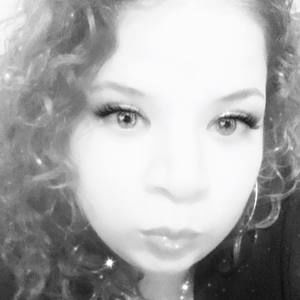 Meet your Posher, Deanna